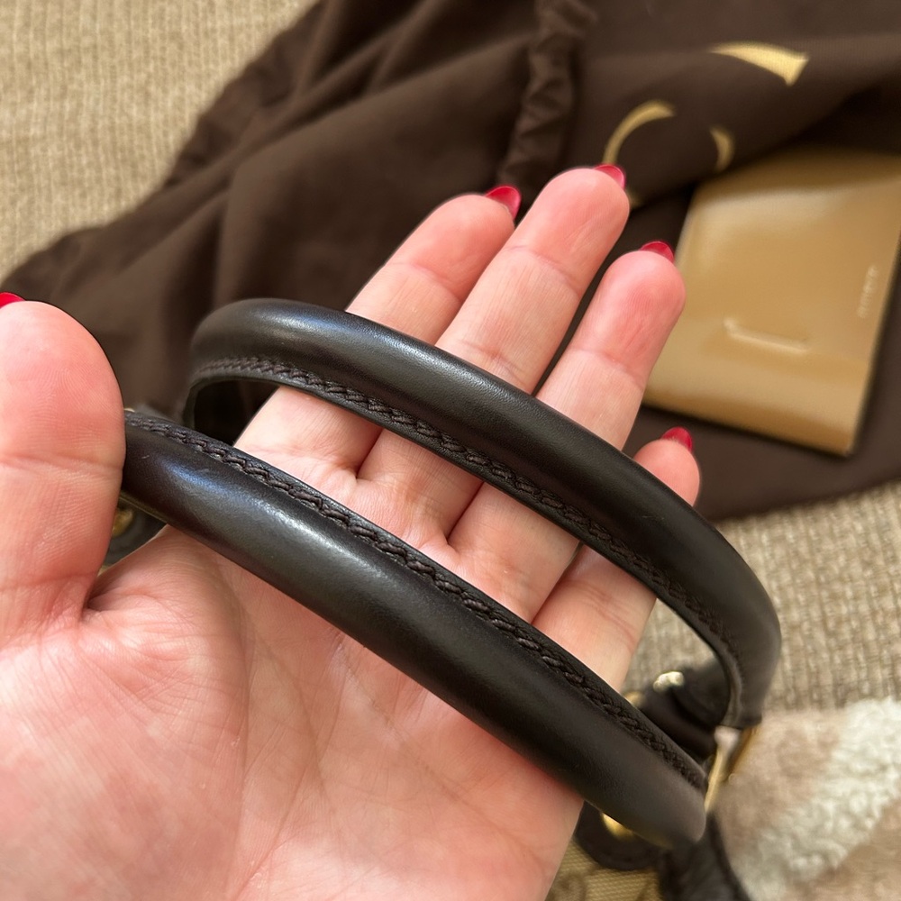 Gucci Bag - Picture 11 of 12